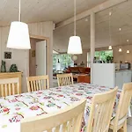 5 Star Holiday Home In Hals